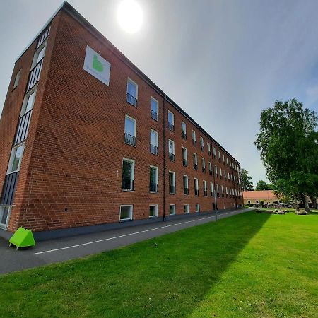 Lidköping Broholm Bed&Breakfast المظهر الخارجي الصورة
