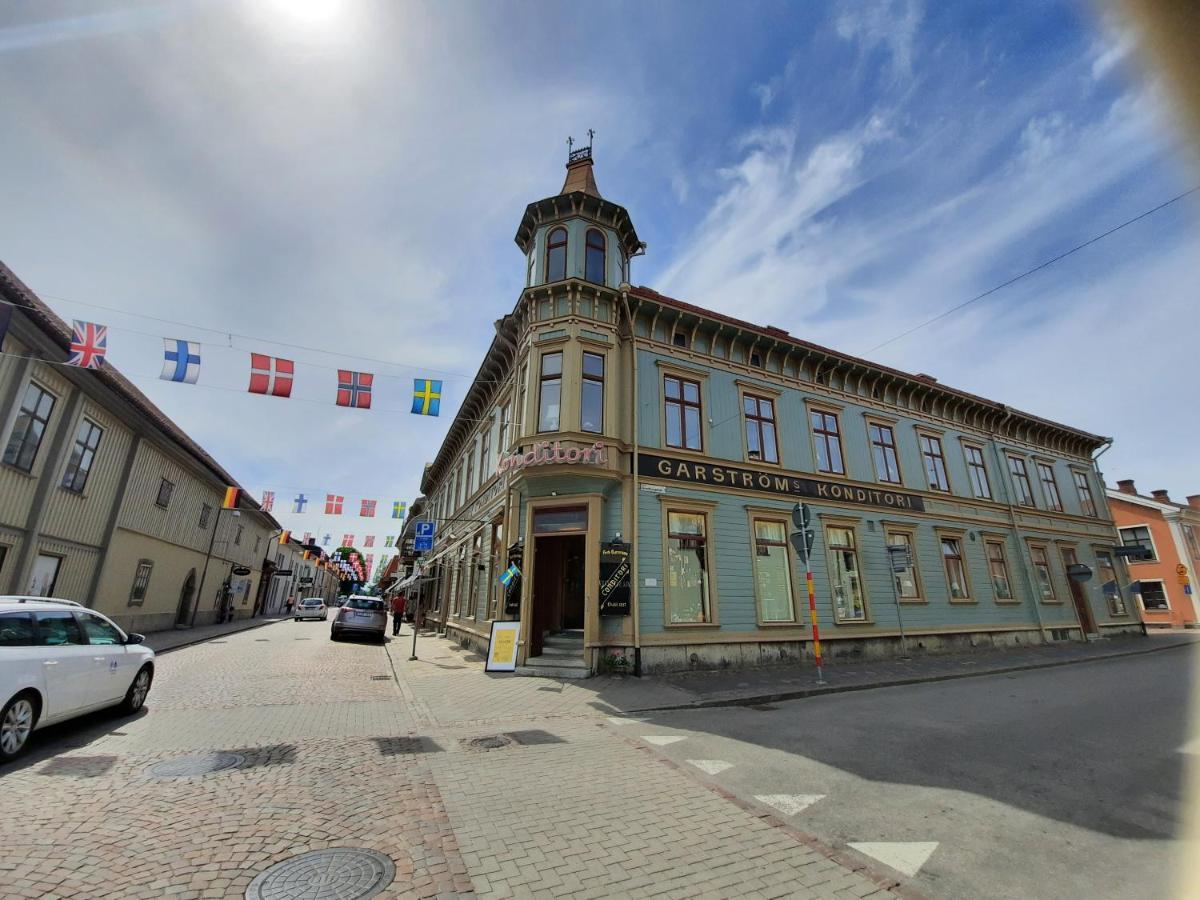 Lidköping Broholm Bed&Breakfast المظهر الخارجي الصورة