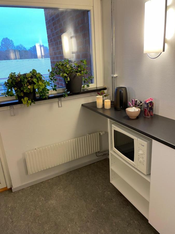 Lidköping Broholm Bed&Breakfast المظهر الخارجي الصورة