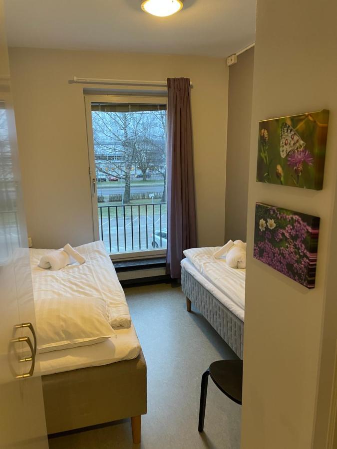 Lidköping Broholm Bed&Breakfast الغرفة الصورة