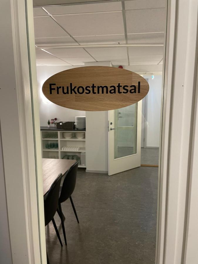 Lidköping Broholm Bed&Breakfast المظهر الخارجي الصورة
