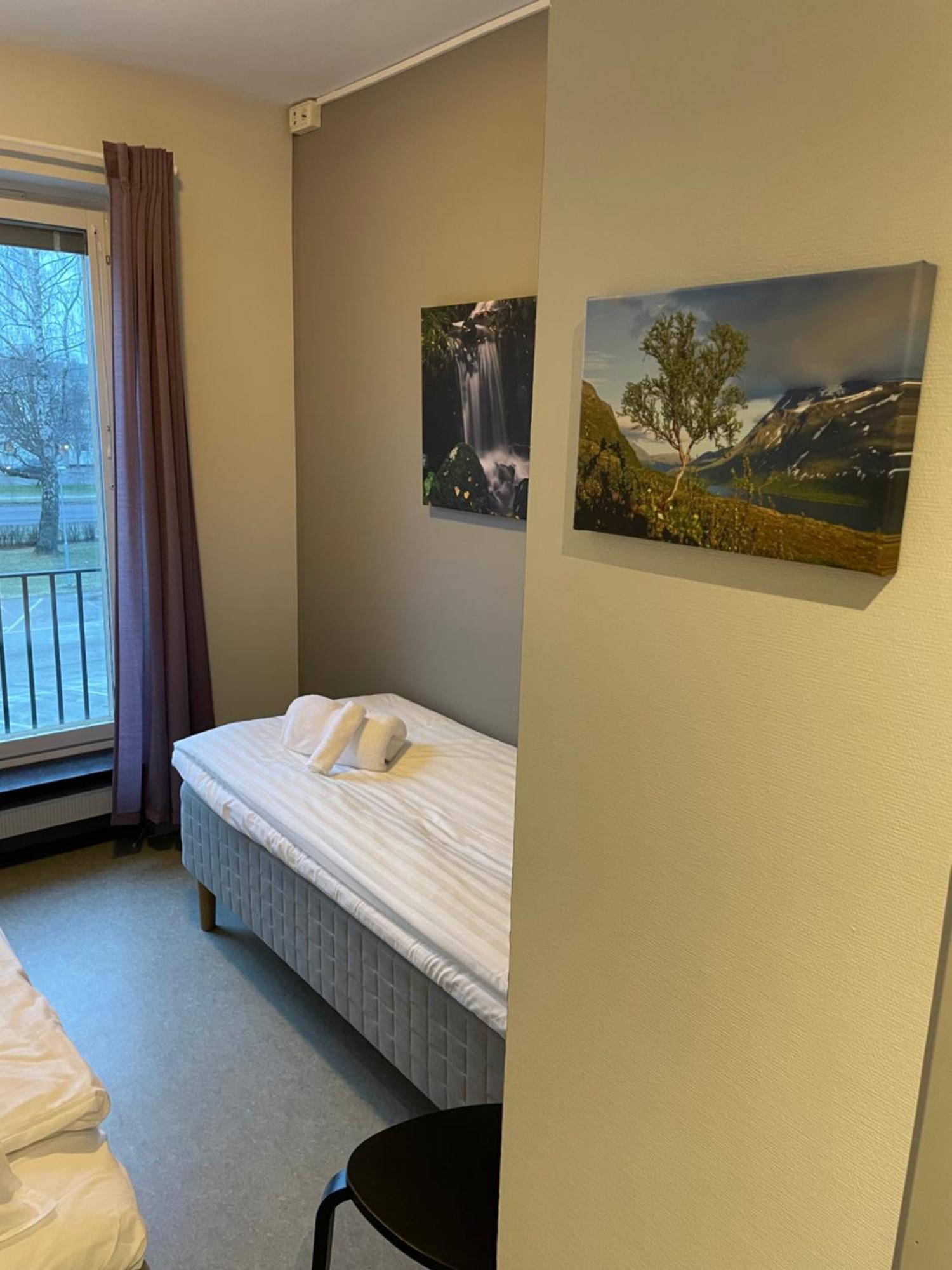 Lidköping Broholm Bed&Breakfast الغرفة الصورة
